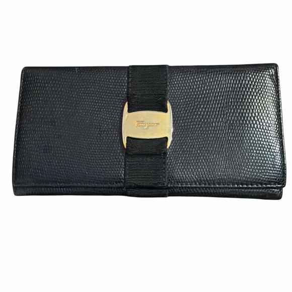 Salvatore Ferragamo Accessories - Salvatore Ferragamo Vara Bow Lizard-Embossed Long Wallet - Black